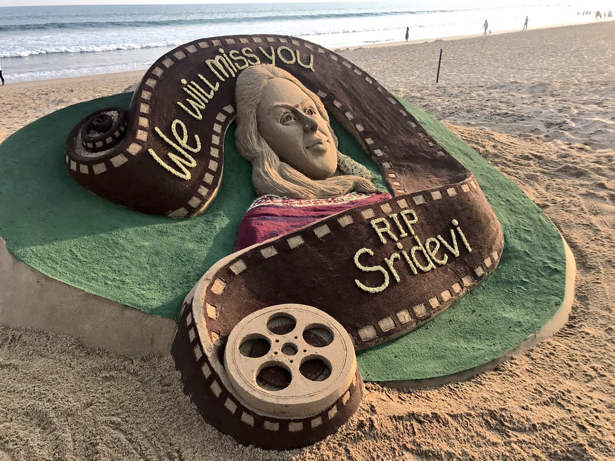 Tribute to the #LegendaryActress        #Sridevi .My SandArt at Puri beach in Odisha.
#RipSridevi