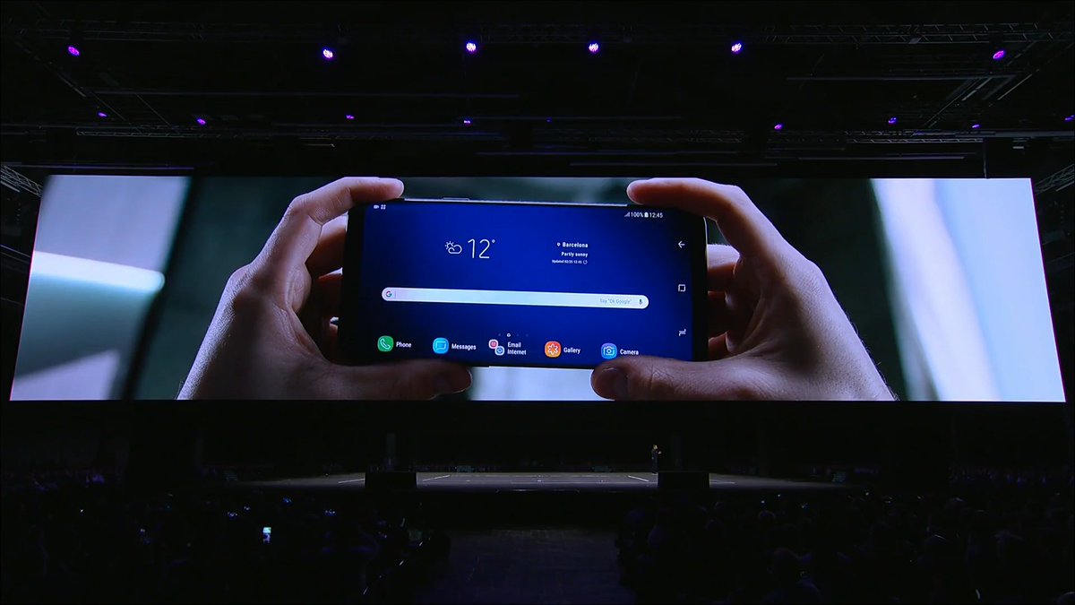 tweetchristo's tweet image. Last year's Samsung had set the bar for the industry with its #InfinityEdge display, this time though there aren't too many changes on the display front for the #GalaxyS9 and S9 Plus. #MWC18
firstpost.com/tech/news-anal…