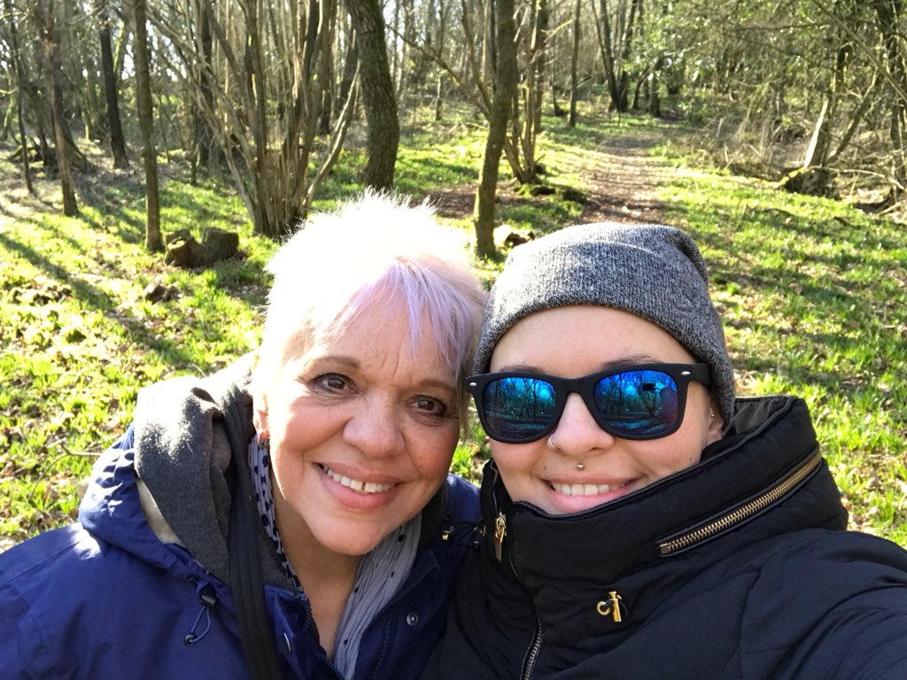 SigningStitcher's tweet image. A lovely afternoon in the sunshine!!