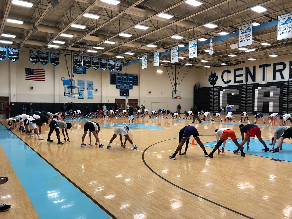 Elevate_Elite's tweet photo. Wow! What an amazing turnout for tryouts today! Talent from all over including 4 states with 85+ kids! We thank everyone for considering our program and look forward to the final one next week! #EESZN2018 #ElevateYourGame #Adidasgauntlet #ElevateAsOne @3Stripewbb @NOVA94Feet https://t.co/6pbRZkOc9B