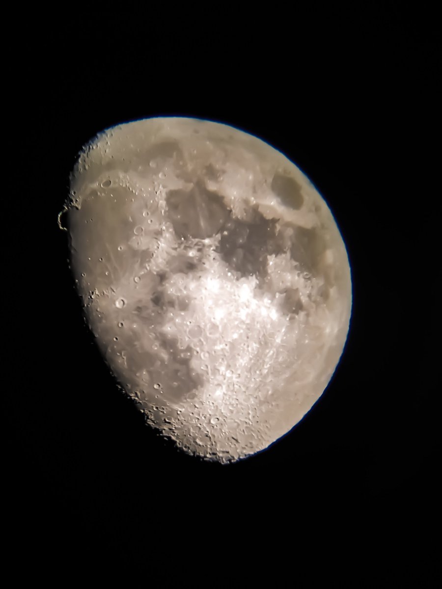 #daytimemoon  #nightmoon #moon #moonlight #mooncraters  #clearskys #astrophotography  #MOON