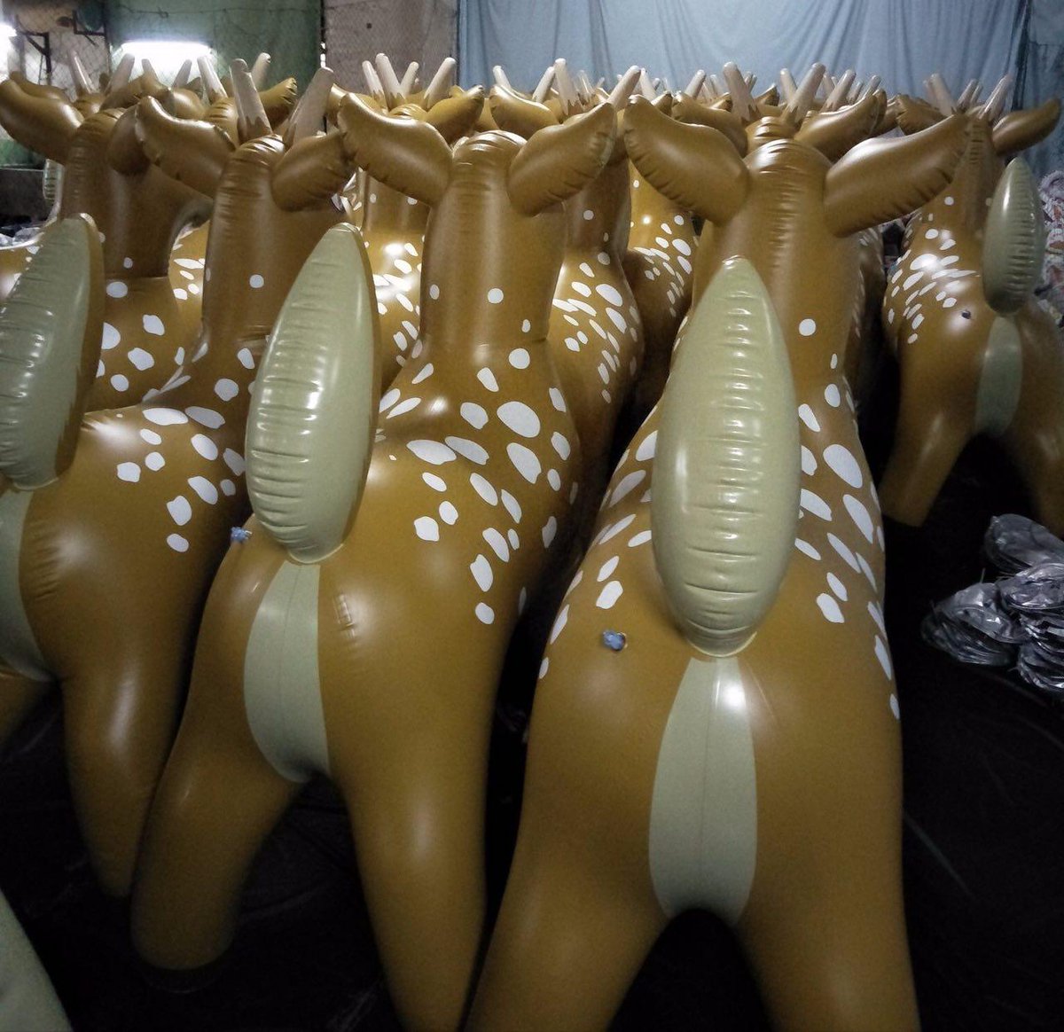 PhenodToy's tweet image. 🌟Phenod Toy Exclusive GIVEAWAY🌟Follow/RT to enter⭐️Ends 3/31 ⭐️
🌟Win your choice of a doe or buck 6ft inflatable deer⭐️No giveaway/locked accounts⭐️Order your own deer here: phenodtoy.com⭐️
⭐️Pre-order ember the dragon here:goo.gl/Jj2Aww⭐️
