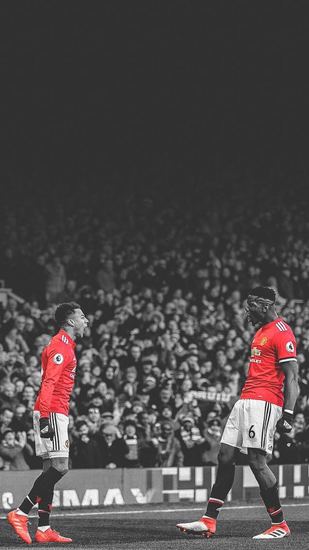 AES15_'s tweet photo. @paulpogba @ManUtd @JesseLingard Thank you paul 🖤 🙏 https://t.co/KPDlC4mUWf