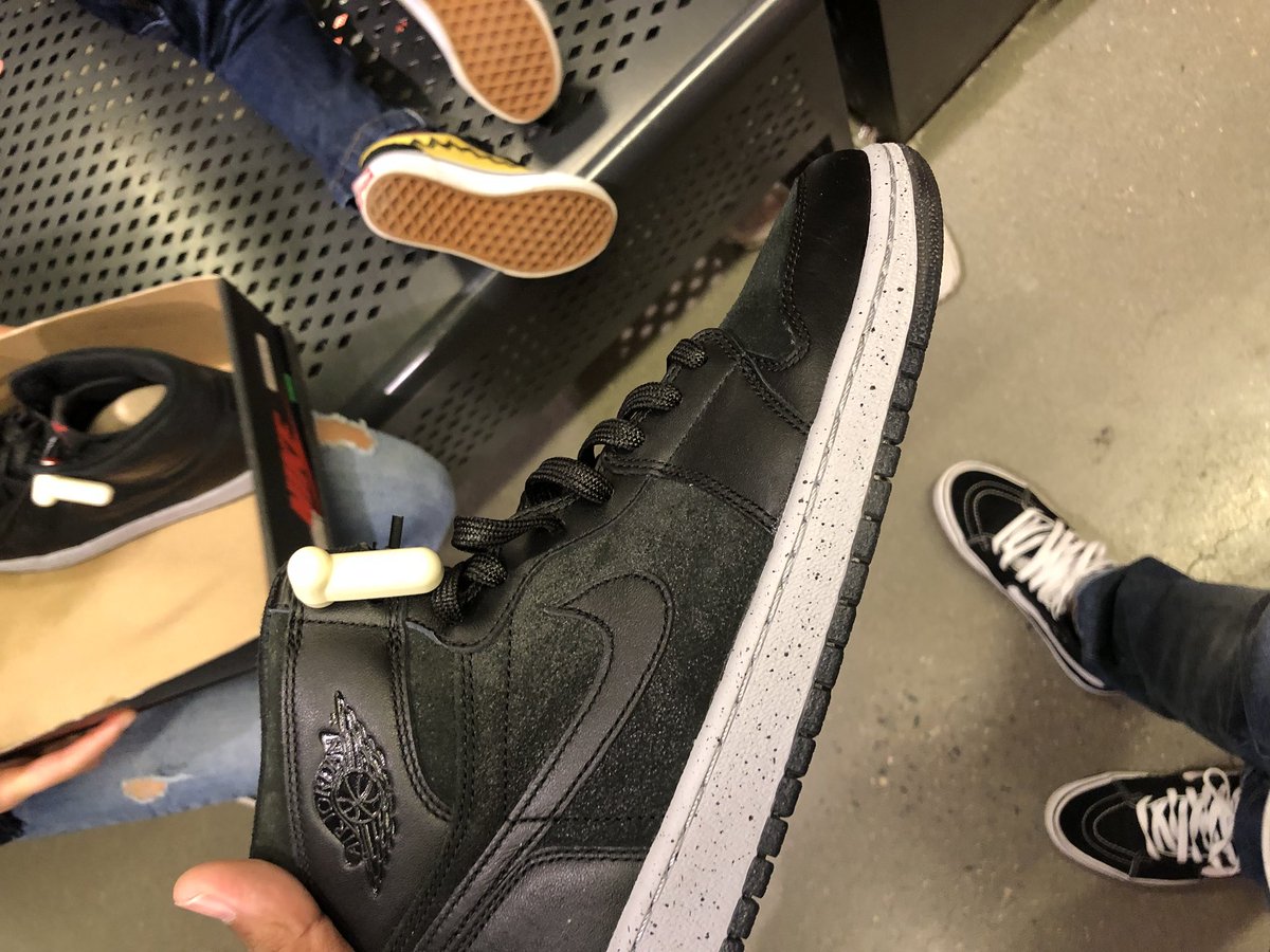 Og Sell No New Pup On Twitter Jersey Garden Nike Outlet Has Nyc
