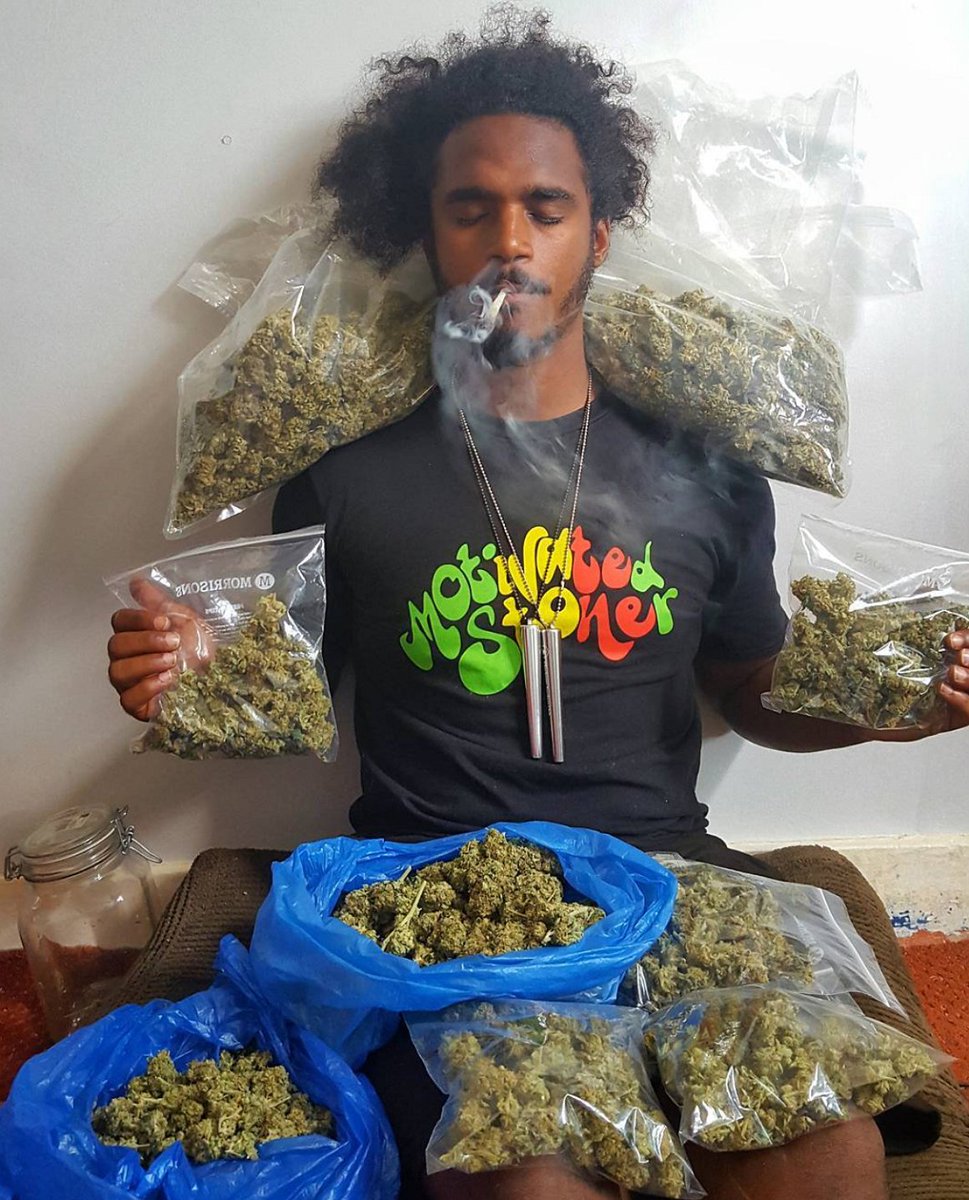 HIGH_TIMES_Mag's tweet image. #Mood 🙏

📷: @BlackTheRipper instagram.com/blacktheripper