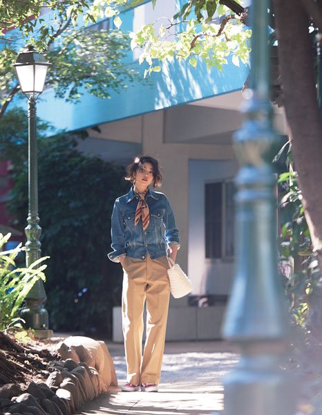 小学館 Oggi على تويتر チノパンコーデ15選 春 靴との合わせ方は 最新着こなし集 T Co Ohx44wlspx チノパン パンツ コーディネート