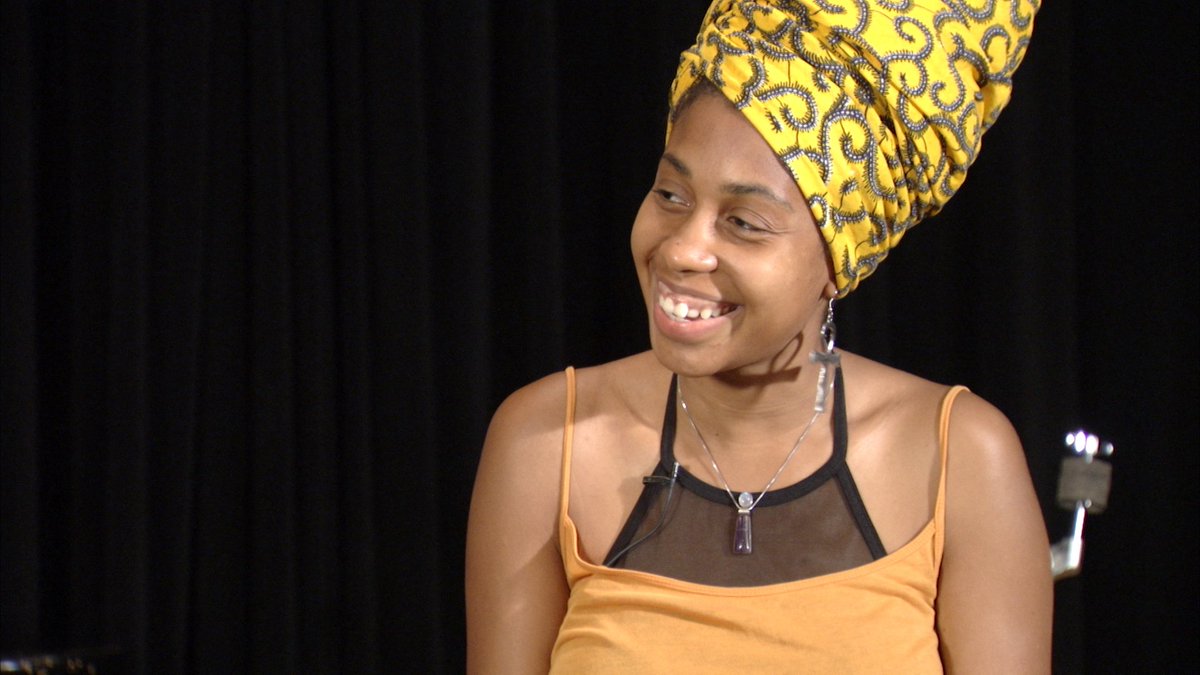 JazzGBH's tweet photo. Vocalist @MsJazzHorn returns to Boston Tues. 3/20 @celebrityseries #StaveSessions @BerkleeCollege and Wed. 3/21 @necmusic #EMExpo. Jazz24/7's Tessil Collins spoke with Jazzmeia as her CD #SocialCall was climbing the charts https://t.co/3cJ2gdMTnP https://t.co/05Z7g9CcxT