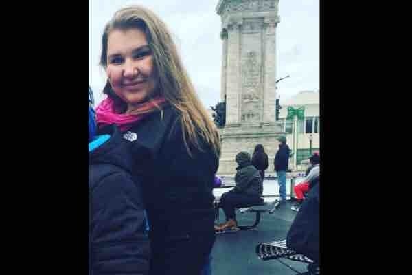 Klicke hier, um die Kampagne „Funeral costs“ von Semir Senida Terzic zu unterstützen gofundme.com/majas-fund:?pc=tw_dn_cpgnpg_a&amp;rcid=43953e6272884bdc8aa8c8f7381a7c09 <a href="/gofundme/">GoFundMe</a>