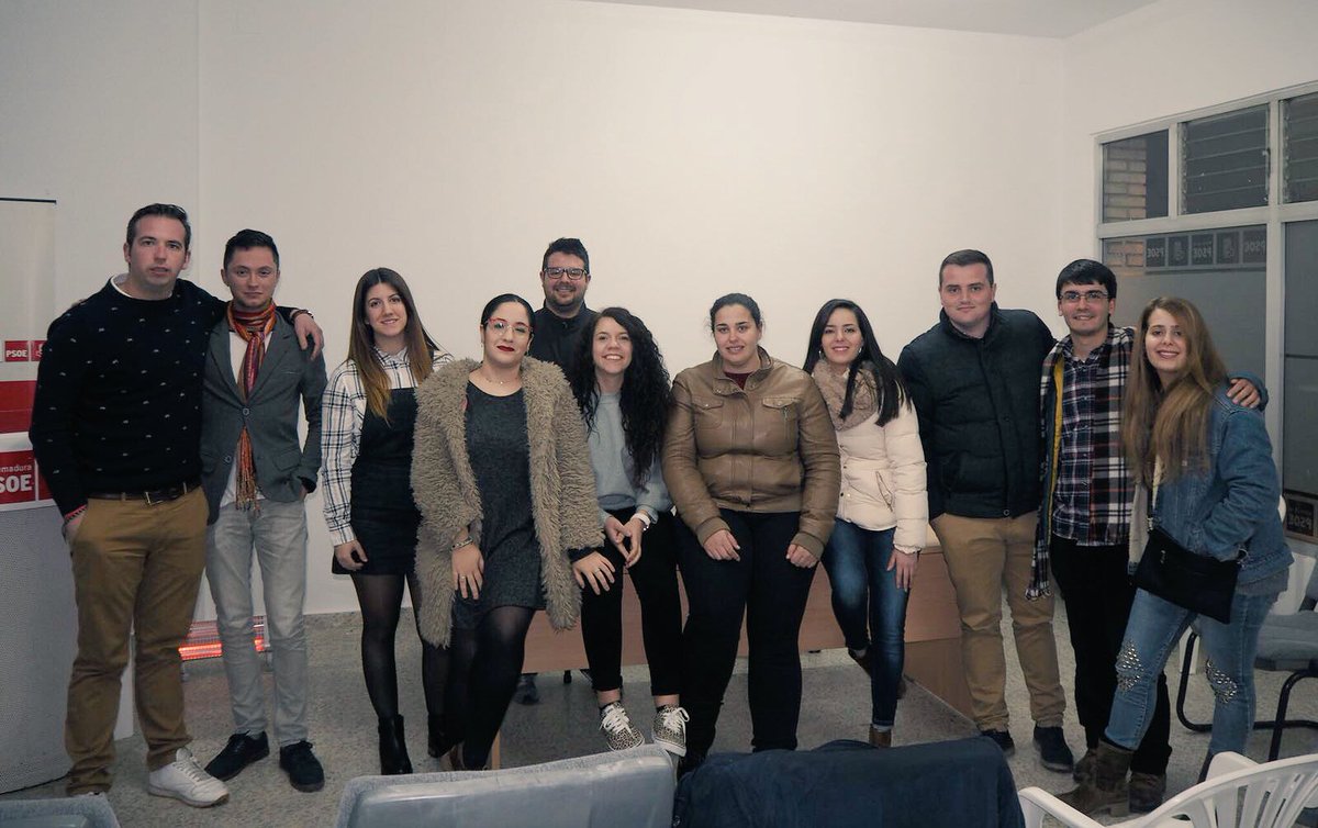 Esta tarde hemos renovado nuestra agrupacion! Enhorabuena y suerte para la nueva ejecutiva municipal 😊