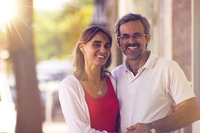 HylanDentalCare's tweet photo. Are you tired your old Silver Fillings?
Did you know you that sometimes these amalgam fillings can stain the teeth around them and discolor your smile.
Be sure to call us for your free consultation! Lets make that smile perfect again!
#HappySmiling #Smile #HylanDentalCare https://t.co/2ouun7Vtbx