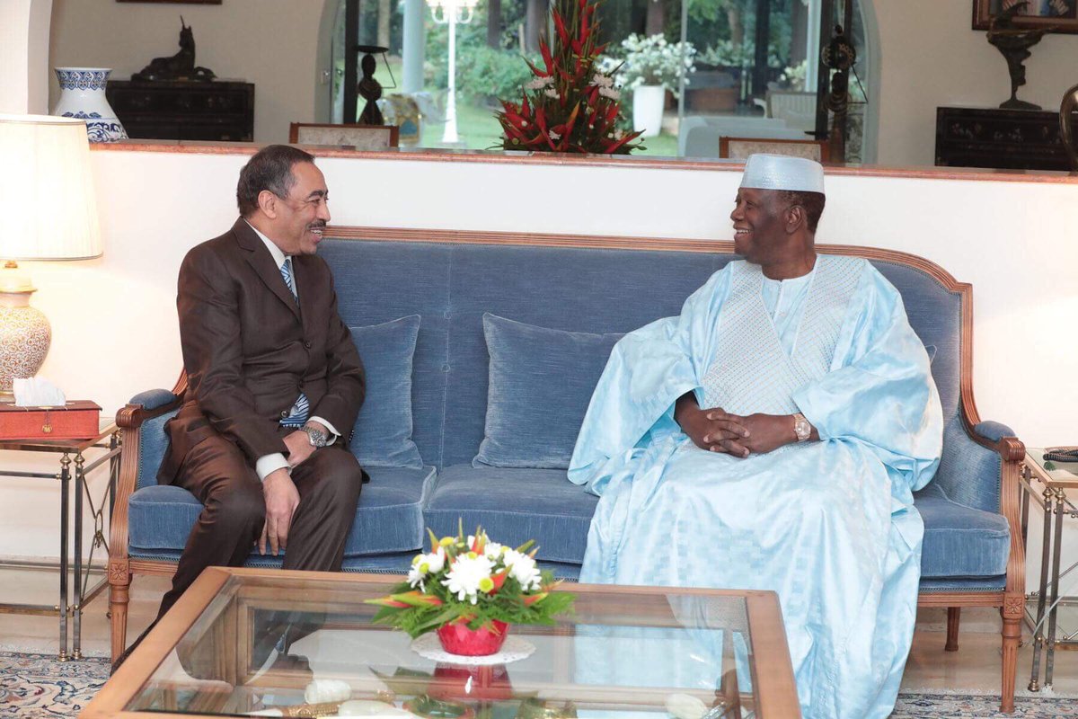 AOuattara_PRCI's tweet image. J’ai ai eu un entretien, ce dimanche 25 février 2018, avec le Vice-Ministre saoudien de la Défense, Almazid Mohammed Abdullah.L’entretien a porté sur le renforcement de la coopération bilatérale entre la Côte d&apos;Ivoire et le Royaume d&apos;Arabie Saoudite.