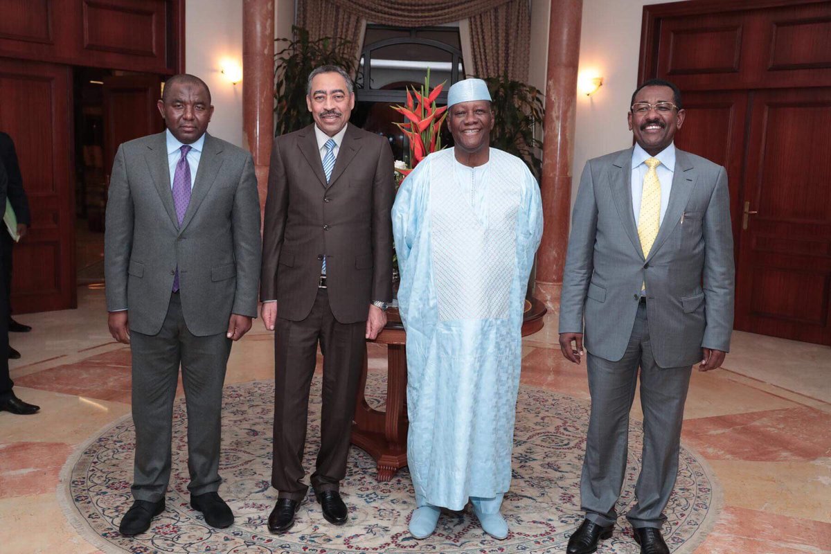 AOuattara_PRCI's tweet image. J’ai ai eu un entretien, ce dimanche 25 février 2018, avec le Vice-Ministre saoudien de la Défense, Almazid Mohammed Abdullah.L’entretien a porté sur le renforcement de la coopération bilatérale entre la Côte d&apos;Ivoire et le Royaume d&apos;Arabie Saoudite.