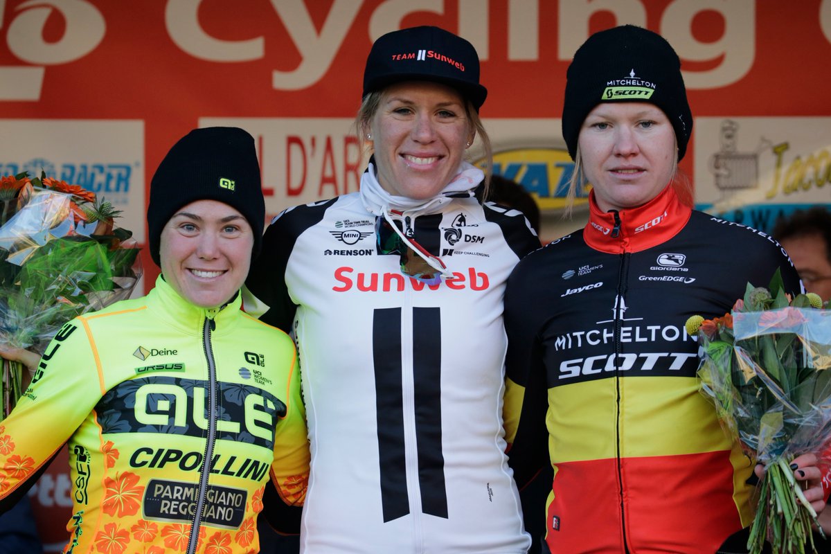 Great solo victory of <a href="/ellenvdijk/">Ellen van Dijk</a> 🇳🇱 in the #LottoCyclingCup #OmloopHageland! <a href="/chloe_hosking/">Chloe Hosking OLY</a> 🇦🇺 held off last year's winner &amp; Belgian champion <a href="/JolienDhoore/">Jolien D'hoore</a> in the sprint for the 2nd place