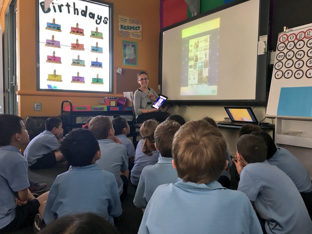 MontAlbertPS's tweet image. 3/10 learning to use @PicCollage as a Reading Hour task ‘to present your favourite book’ (the #learningintention)