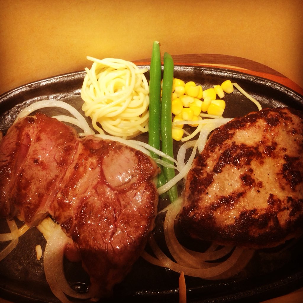 五反田でランチ

#ステーキ
#ハンバーグ
#モンスターグリル五反田店
#ステーキコンボ 
#五反田ランチ