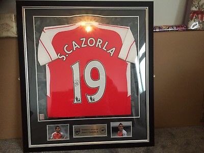 shahid_patka's tweet image. Retweet this and one of you will get a chant to win a @19SCazorla signed jersey #Arsenal #SantiCazorla #CarabaoCupFinal