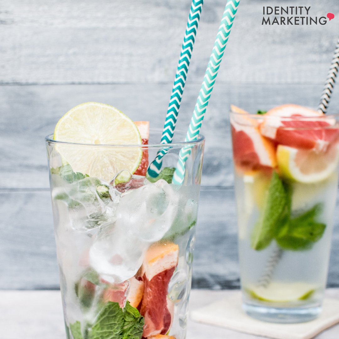 identitymark's tweet photo. #Friday and we have #Cocktails on our mind! What are you doing this #Weekend? #TGIF https://t.co/44p6Bgm6yl