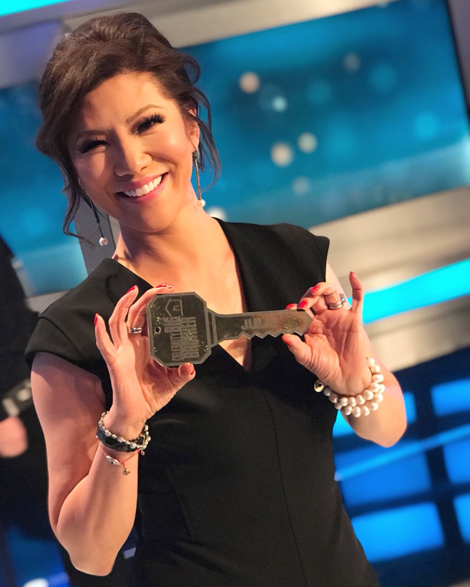 JCMoonves's tweet photo. It's Finale Night! It's been a wild ride and it all ends tonight! RT if you're ready for #BBCeleb! https://t.co/PN6rJADKf0