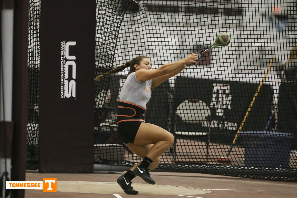Vol_Track's tweet photo. #SECITF18: Congrats Stamatia Scarvelis! Bronze in the weight throw in 21.20m (69-6¾ ) https://t.co/vvEBDwsRtU