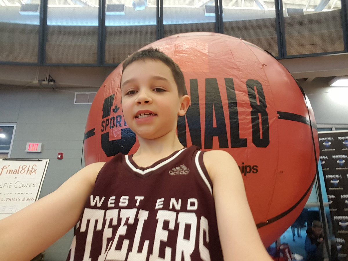 SambroLimo's tweet photo. #final8hfx #canadagamescentre #EastlinkJam2018 #westendsteelers https://t.co/SaeYd7rtFE