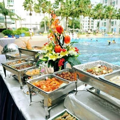 CateringCraze's tweet photo. Catering Craze 
@CateringCraze 
Catering Craze with Chef Jelayne Sessler - creative catering with class and style for every occasion. Down Home to White Glove Service, succulently delicious.

Rhome, TX 

https://t.co/YO9N9RUG1z 
New Account #Follow4Follow #IFB https://t.co/iPnv0aDXrB