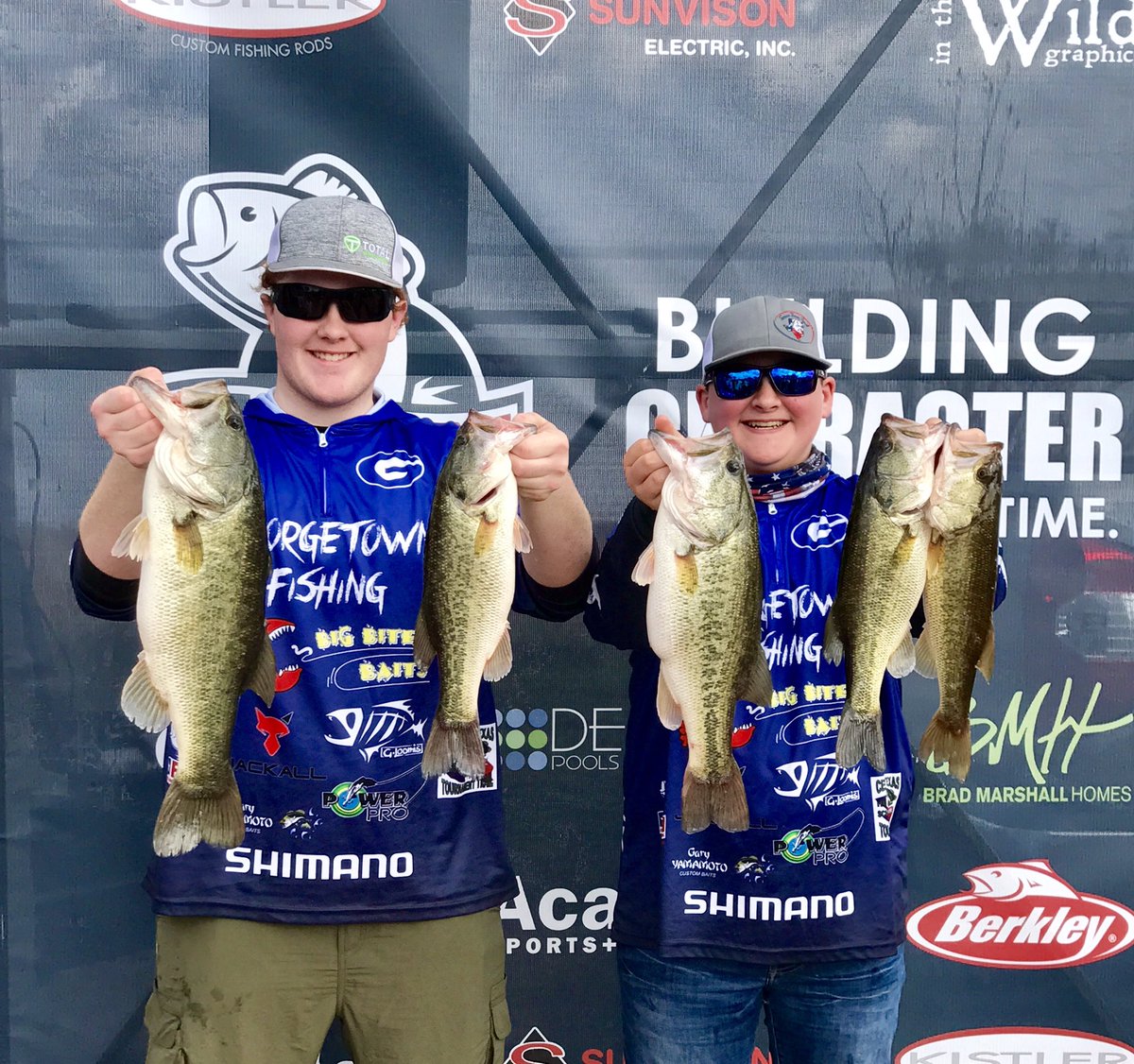 GHSfishing_team's tweet photo. Georgetown HS Fishing taking 10th place at Buchanan Lake! 14.95 lbs. great job Greyson and Dalton #EFND https://t.co/deSxoeRuzZ