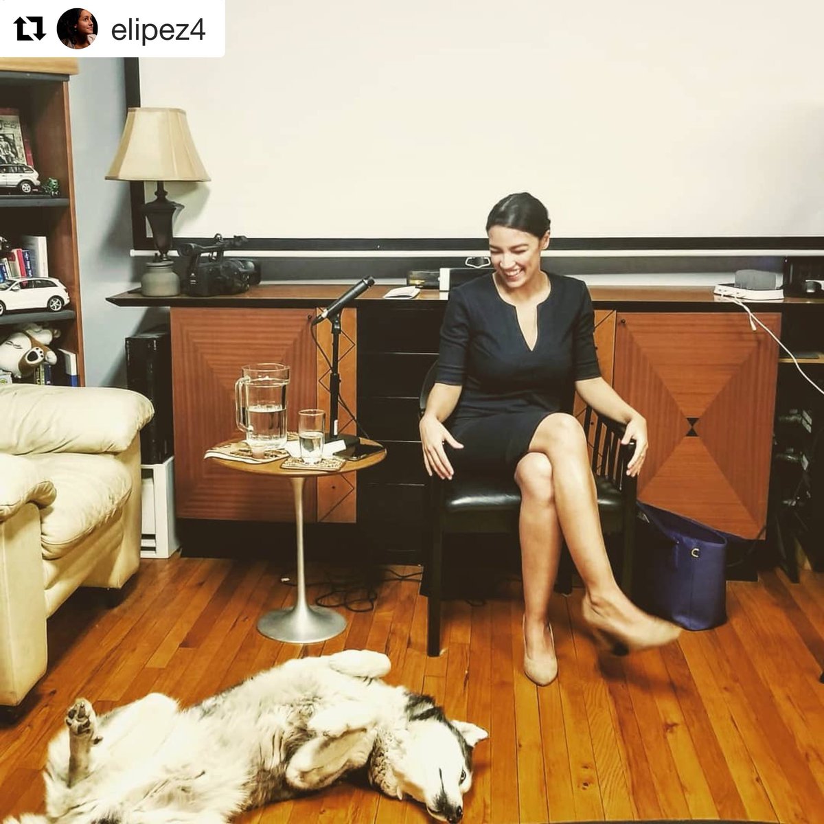Alexandria Ocasio Cortez On Twitter It S Been A Non Stop House Party Kind Of Weekend Join Our Team Now Https T Co Vugpdxrjbo Https T Co Frrlidgkzm Twitter