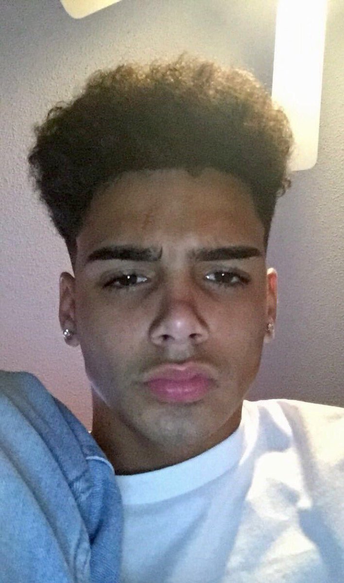 highfrequincy's tweet photo. 9oclock moves https://t.co/iPkrxT4kwm