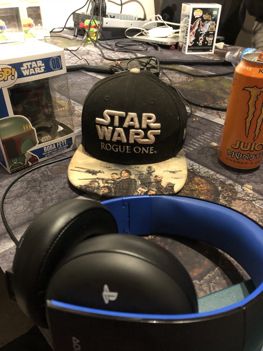 AllFriendsCast's tweet photo. Just prepping for a new recording session. #podcast #AllFriendsWelcome #podcasting https://t.co/AZla0CBJbg
