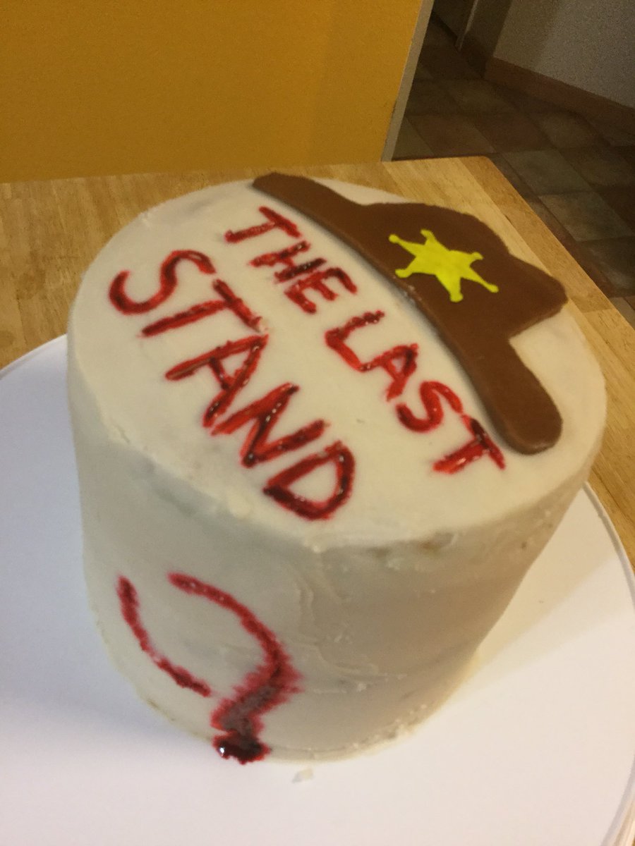 My cake for #TheWalkingDead, it isn’t the best but I’m trying here.