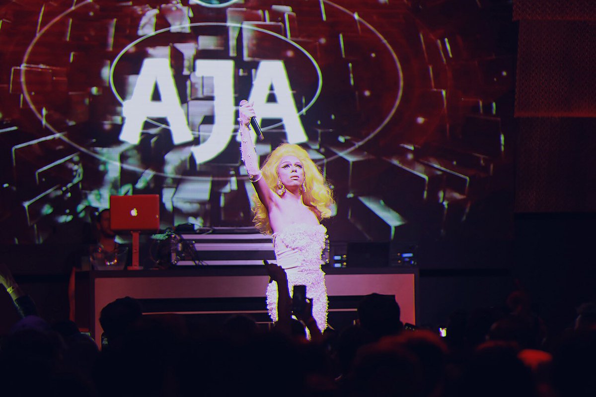 ohmyDRAG's tweet photo. Thank you @ajaqueen 💖 for giving us an incredible night ✨ and believe in us, the experience with you left us speechless, you’re beautiful person and you stole our hearts. We hope to see again very soon in Colombia 🇨🇴 We love you... 💗 #TeamOMD #OhMyDrag! https://t.co/udQhvEh1wM