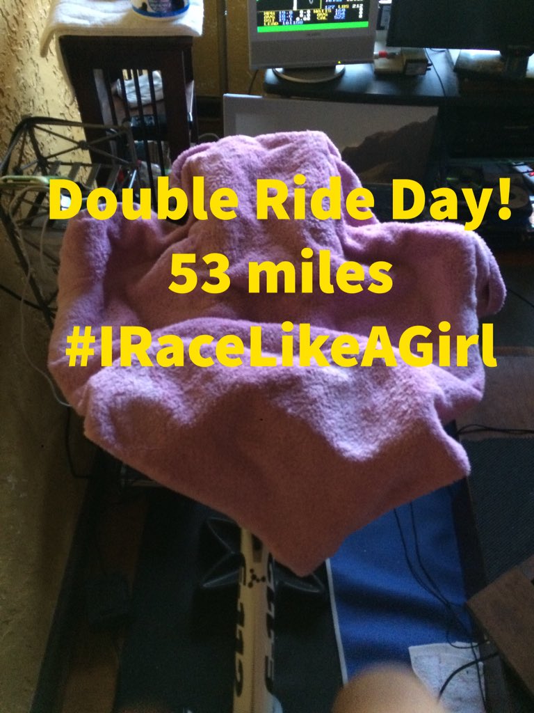 FrancieVWirkus's tweet photo. Yes! Team @iracelikeagirl getting it done!
#iracelikeagirl #girlpower #sciconbags #pearlizumi #rideshimano #fitfam #ironmantritraining #ironmanwisconsin2018 #tri #igers #Shimano #Argon18 #indoorride #computrainer https://t.co/VRdfi4Fsdt