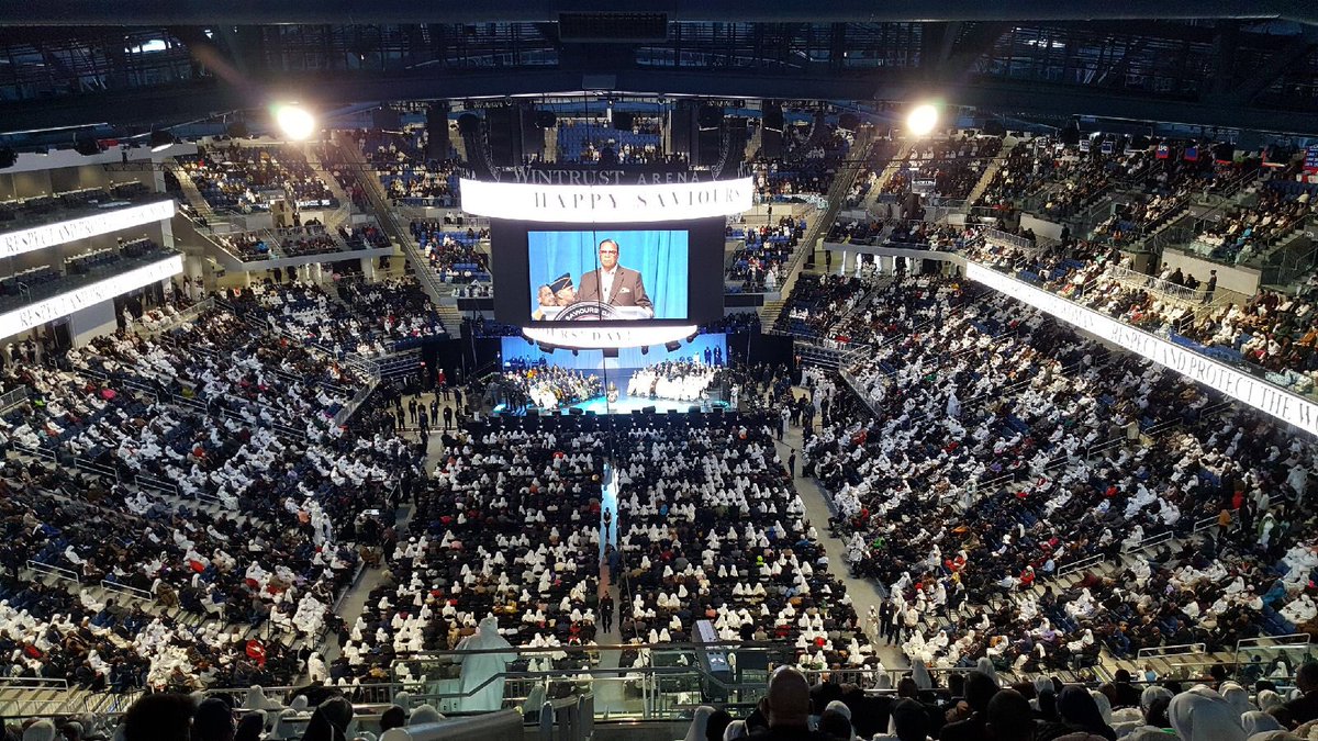 OfficialNOI's tweet photo. Watch the full video of The Honorable Minister Louis Farrakhan’s Saviours’ Day address: https://t.co/CsWugRbBPk

#SD18CHI #Farrakhan https://t.co/ymIERFp0Nm