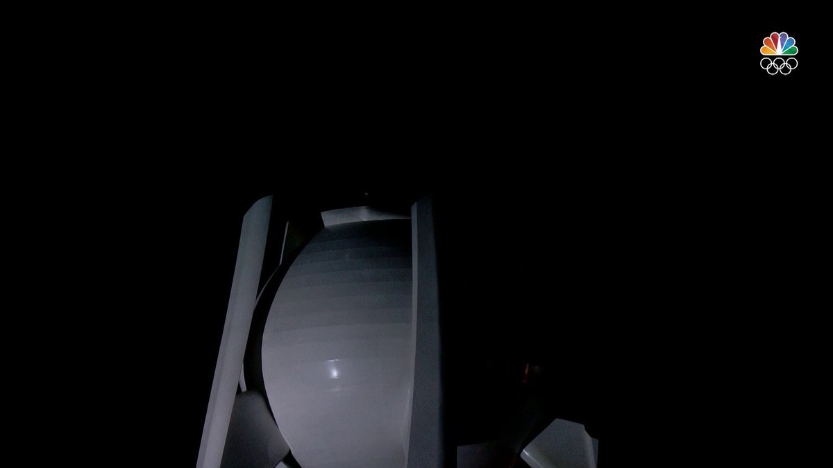 NBCOlympics's tweet photo. The Olympic cauldron...is extinguished. #ClosingCeremony https://t.co/8KB36wepVV