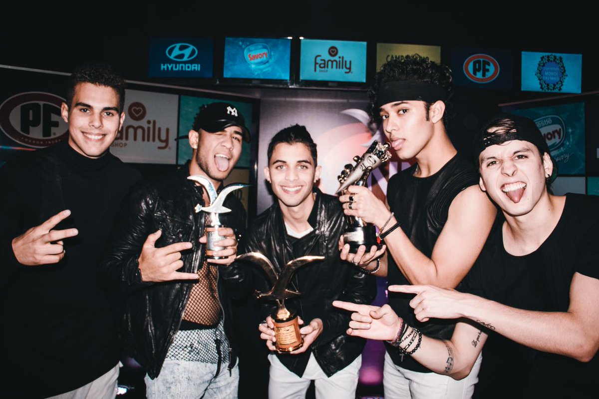 CNCOmusic's tweet image. Gracias #Chile por una noche que siempre llevaremos en nuestro corazón. Gaviota de Oro, Gaviota de Plata y Artista del Festival con más de 4M de votos. #ViñaDelMar #ArtistaDelFestivalCNCO 🇨🇱❤️