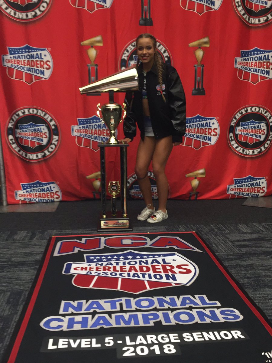 Lauren_Coor's tweet image. the work is definitely worth it🏆 #99.13 #dubszn #babs4l
