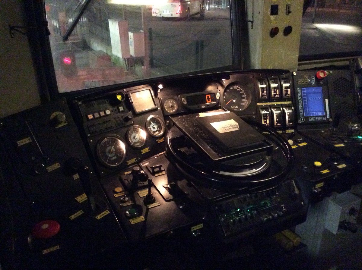 wallygatore07's tweet photo. Viens chercher chaleur .......
#prechauffage
#essais
#SNCF
#annecy
#tersncf https://t.co/63emmepTYf