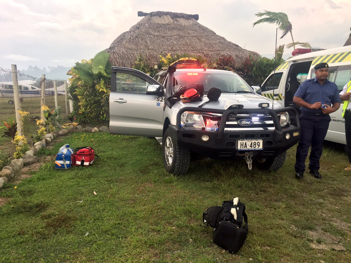 VFRfiji's tweet photo. #SAR RRVs and combined Air Rescue squad now preparing for SAR operation awaiting aircraft rendezvous #Fiji #TeamFiji https://t.co/UXehbvJ83t