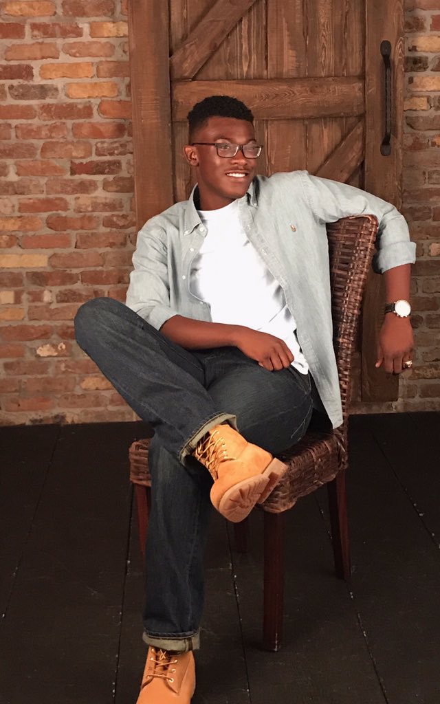 itznick44's tweet photo. @kimberlee_mykel I’m Nicholas Edwards from Atlanta, Ga. Im going to major in Economics with a minor in Finance (Also peep me on the track team) https://t.co/BiZRgsc3qc