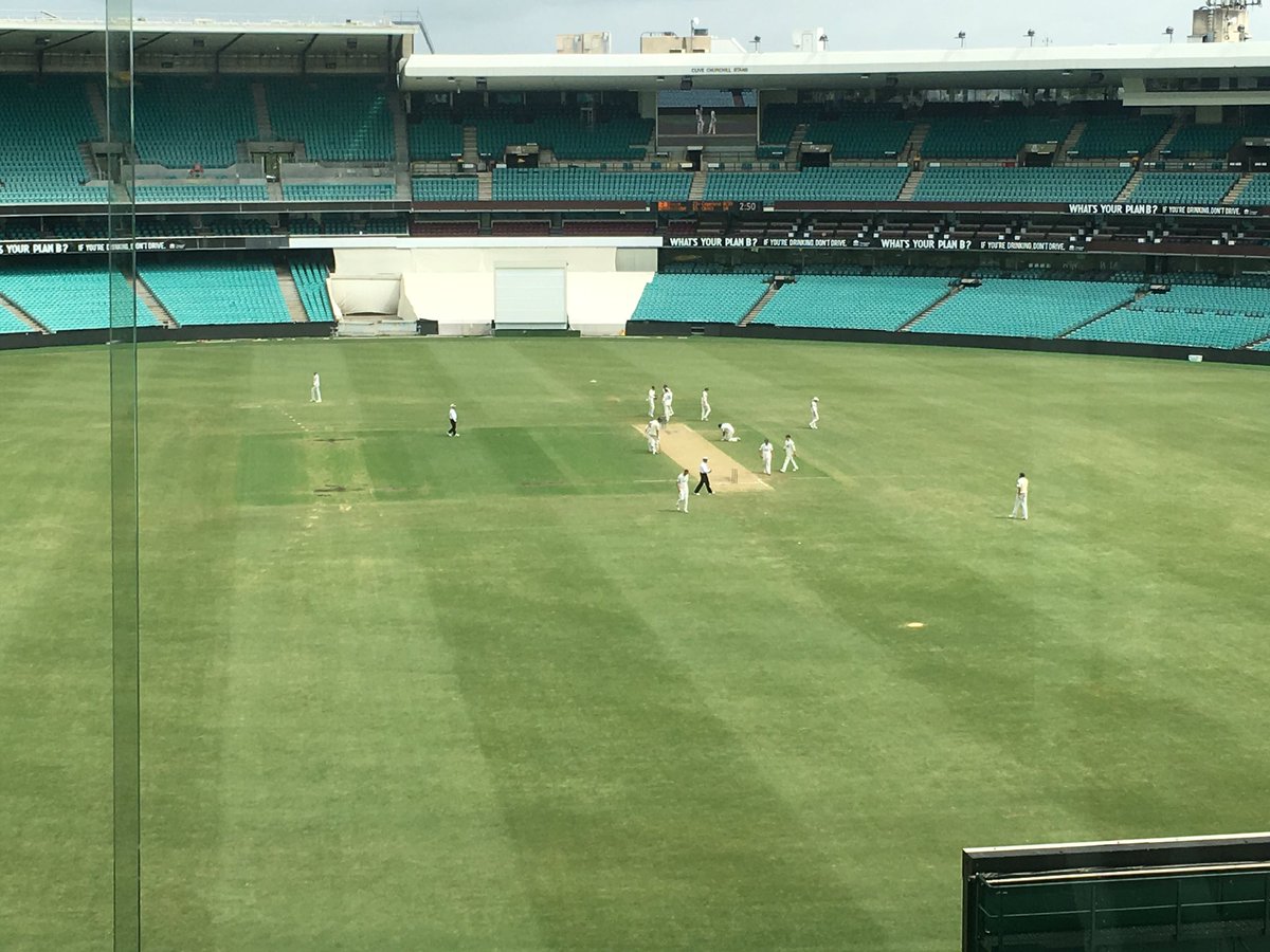 steve11green's tweet image. About to hit the airwaves at the SCG! #commbox