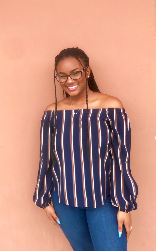heyitzlanna's tweet photo. @kimberlee_mykel hey my name is Alanna Allen, i’m from california, and i am a psychology major☺️ #Hamptonu22 https://t.co/dlJoP5JNmF