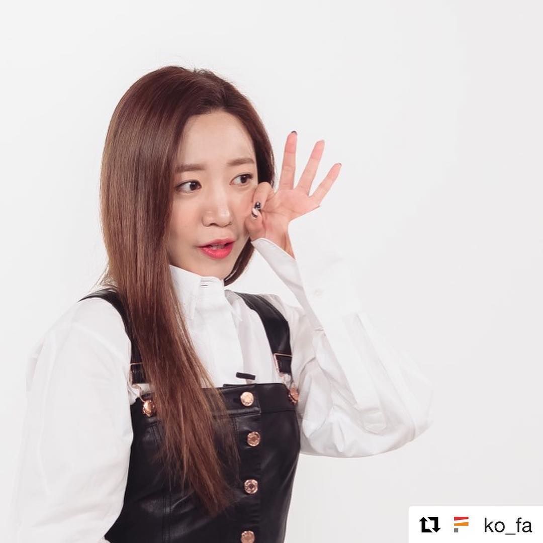 ApinkSnaps's tweet photo. [APINK INSTAGRAM] official.apink2011: #Repost @.ko_fa with @.get_repost
・・・
[꼭... https://t.co/YGsHnKhxJj #kpopsnaps https://t.co/LUbZvX68p5