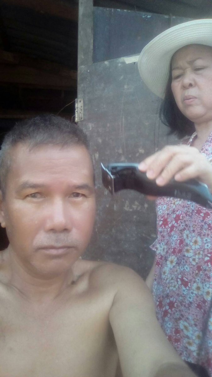 เป็นแบบอย่างที่ดีแก่ผู้ใต้บังคับบัญชา ในการลดค่าใช้จ่ายในครอบครัว และปฏิบัติตามคำสั่งของผู้บังคับบัญชาเรื่องทรงผม