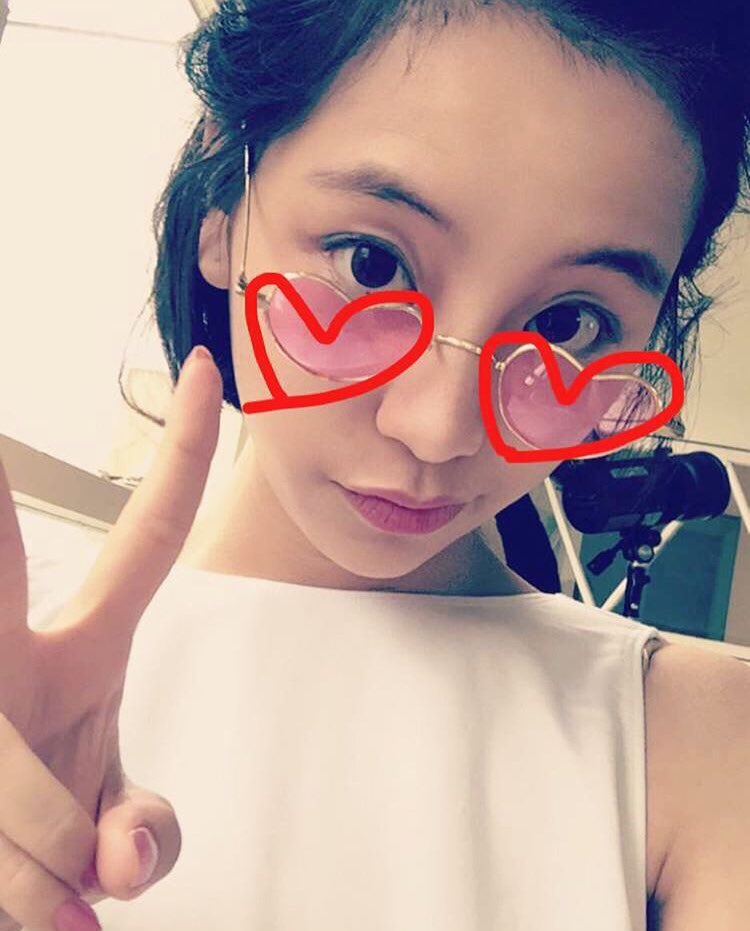 chaeyong0423's tweet photo. @onceda__528 自分的４枚目です！これも少し似てる感じします笑笑 https://t.co/ScSZ6lcPR0