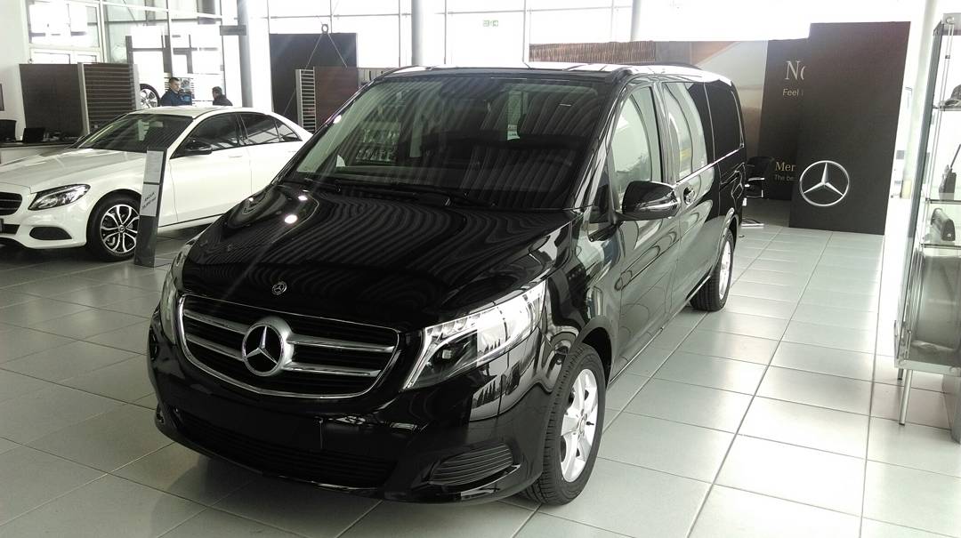 AutoKucaMikoM's tweet photo. Drumska krstarica
Mercedes-Benz V klasa u salonu AK MikoM 
Temerinski put bb, Novi Sad 
#MercedesBenz #Vclass #AKMikoM #NoviSad https://t.co/h8HHsl7ulw