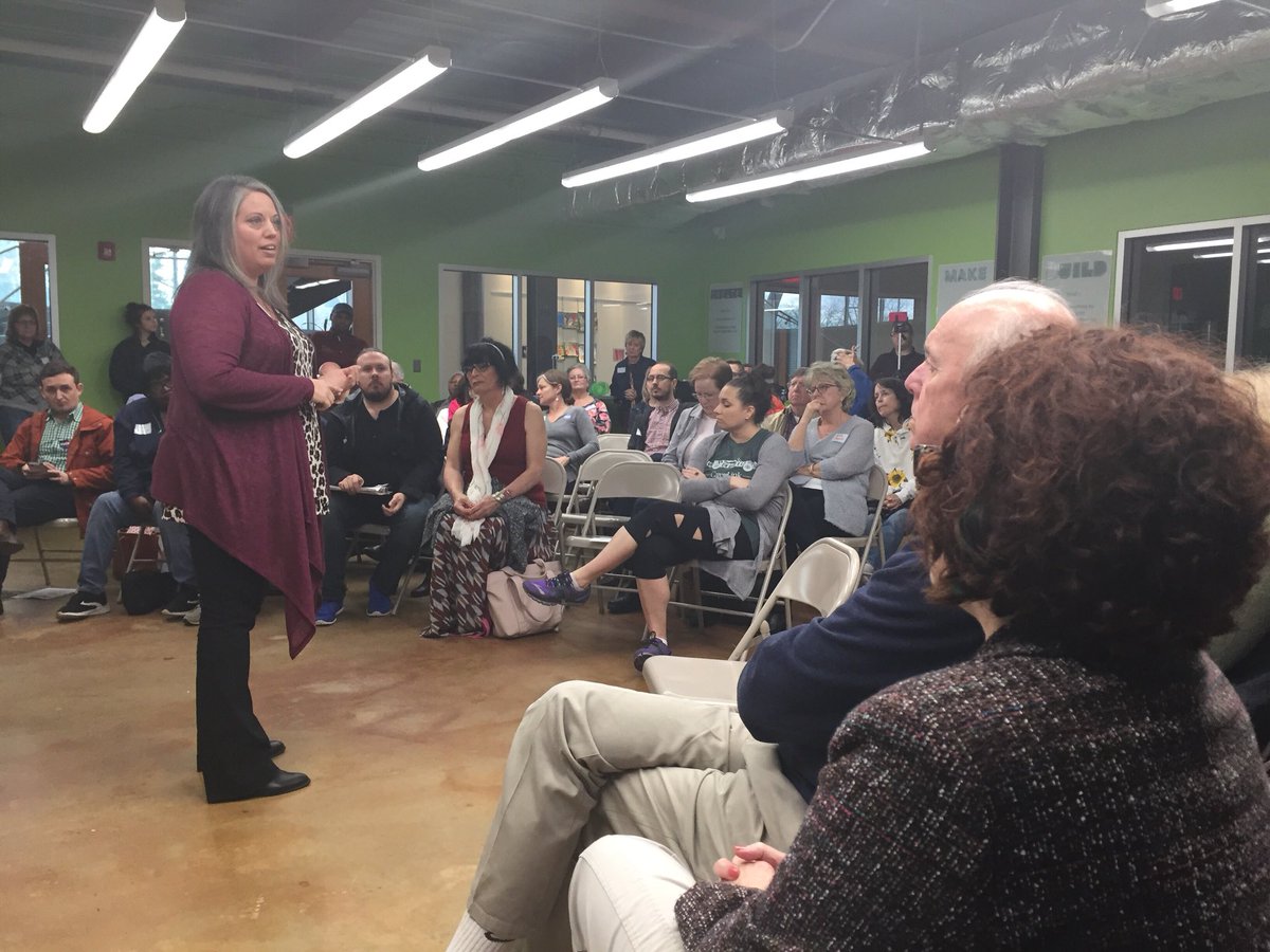 scampbell05's tweet photo. Speaking of #WomenTellAll, this woman is speaking truth! She is running for Congress in AR! #StartYourImpossible #CombsforAR @GwenCombs https://t.co/FrEHq82GVB