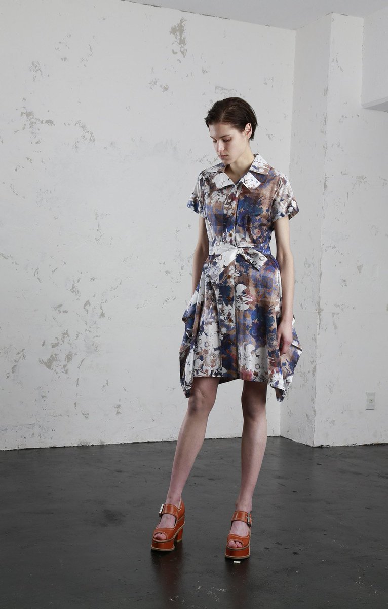 Vivienne Westwood En Twitter Red Label 銀座三越店リニューアル1周年を記念して 3 7 水 より限定 ワンピースを販売いたします ギンガムチェックの上に幻想的なフラワープリントをほどこした印象的なワンピースです 皆さまのご来店を心よりお待ちしております