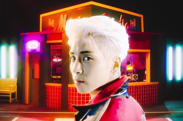 Multi_Confirmed's tweet photo. #ProjectBlueMoon is really doing well! Itβs thanks to the hard work of our team, our generous and supportive artists, also thank you to all people purchasing the products! @SHINee @BlueMoonArtists #Jonghyun #MentalHealthMatters #LoveForSHINee#LoveForJonghyun #Always5HINeeMemorial https://t.co/D3OK8DmQ1r