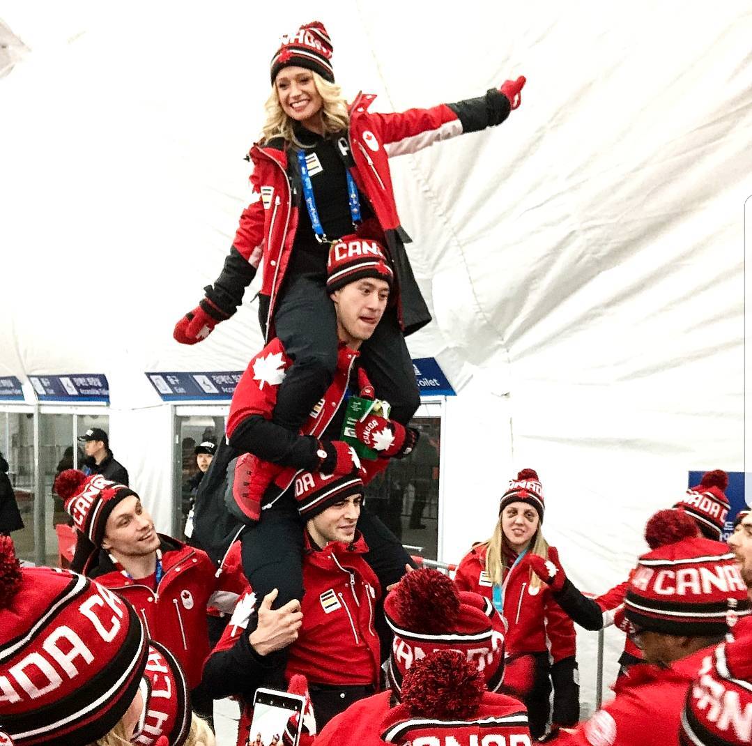 PCSkatingFan's tweet photo. I love this photo by @Kirsten_MT! There's something about that tower of strength created by Patrick Chan and Andrew Poje... 😃 #TeamCanada #Olympics #PyeongChang2018 #GoPchiddy! https://t.co/ZKCP0NeEuT https://t.co/Tf46Cw4QRa