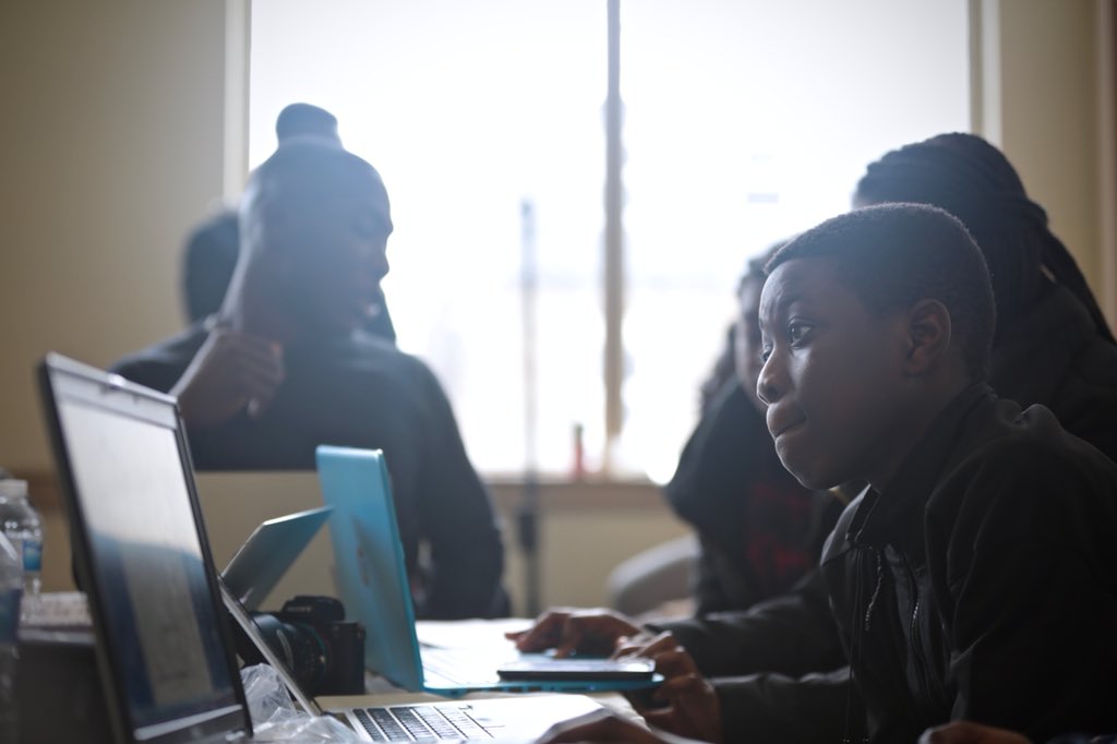 PsPrinceDavid's tweet photo. Film directing workshop #YouthClub #youthministry #hardworking #discipline #committed #ResmanLivingWorship #Resmanchurch #abilities #aimes #resman #happy #VideoEditing #Drills #GracePointUK #NewRiversMusic #NickKofi #VideoEditingworkshop #TeamWork #LivingWorship2018 #YoungTalent https://t.co/U5uXp3iHqk